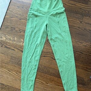 Women's Green High-Waisted leggings - offline by aerie size medium